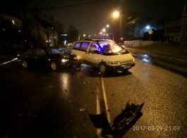 В Калининграде столкнулись «Ниссан» и «Тойота»: пострадала 15-летняя девочка