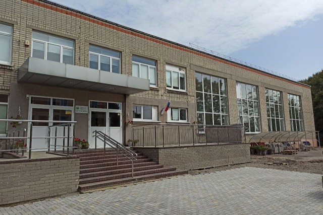 Дятлова поручила «подтягивать» школы-аутсайдеры Калининграда