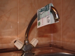 «Калининградтеплосеть» предложила поднять тариф на горячую воду на 30% (фото, видео)