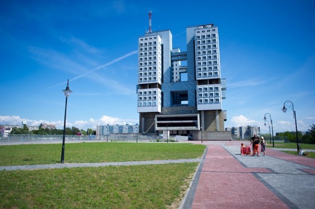 «Как на ВДНХ»: на площади у Дома Советов в Калининграде намерены построить выставочный центр