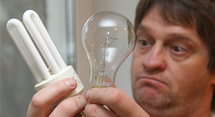 Энергосберегающие лампы вредны для здоровья