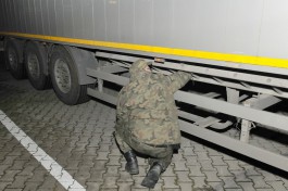 На границе с Польшей задержали полуприцеп из Калининградской области