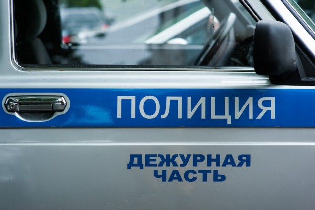 Мужчина с ножом напал на офис кредитной организации в Калининграде (видео)