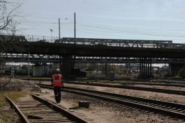 «Деградация продолжается»: мост на ул. Суворова сузят ещё на два метра из-за обрушения (фото)