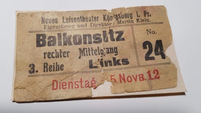 Жительница Полесска нашла на чердаке билет 1912 года в театр Кёнигсберга
