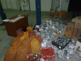 Калининградец пытался ввезти из Польши более 700 кг овощей и орехов