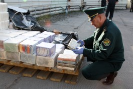 В порту Калининграда задержали корабль с 490 кг кокаина (фото) (фото)