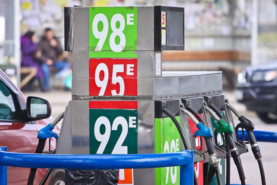 Лукойл резко повысил цены на топливо на калининградских АЗС (видео)
