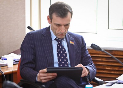 Власенко: В России продавец не имеет права спрашивать паспорт при продаже алкоголя