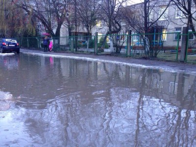 Потоп на улице Клинической в Калининграде