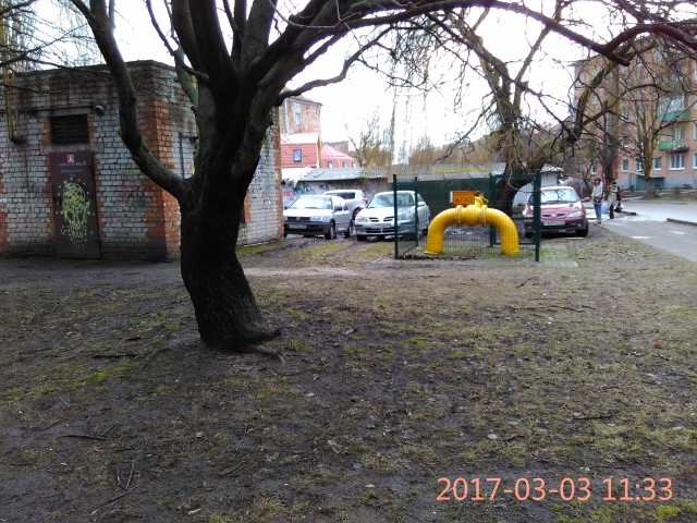 Беспредел с парковкой на улицах Сергеева и Соммера (фото)
