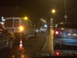 На ул. Суворова столкнулись два автомобиля: госпитализирован мужчина