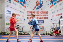 «Показать, кто ты есть»: в Калининграде прошёл турнир по самбо на Кубок основателя АВТОТОР Владимира Щербакова