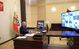 Владимир Путин объявил нерабочими все дни до 12 мая