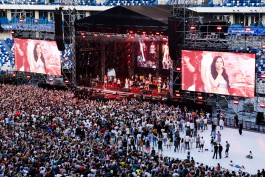 На концерт группы «Ленинград» в Калининграде пришло более 21 тысячи человек