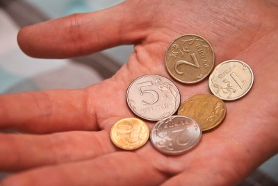 Греф: Рубль должен отыграть обратно