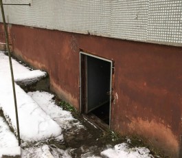 В подвале на улице Ефремова в Калининграде нашли труп мужчины