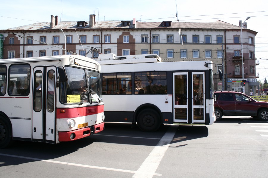 За три месяца предприятия общественного транспорта выплатили 87 тысяч рублей штрафа за отставание автобусов от графика 