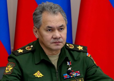 Шойгу заявил о новых поставках военной техники из-за угрозы на западном направлении 