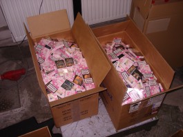 Житель области пытался вывезти в Литву более шести тысяч пачек сигарет (фото)