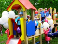 Специализированному дому ребёнка в Советске подарили детскую площадку