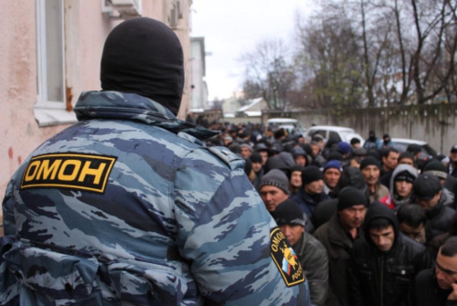 Полицейские задержали на Центральном рынке в Калининграде более 50 мигрантов