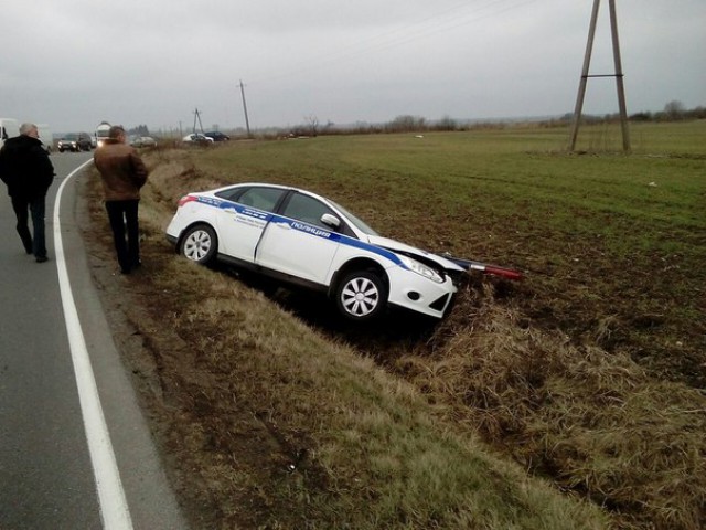 УВД: В Славском районе пьяный водитель «Ауди» погиб после столкновения с машиной ДПС (фото)