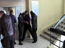 СК: В Калининграде инспектор УГАДН получил в туалете взятку от перевозчика
