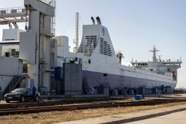 Власти начинают отбор получателей субсидий на морские перевозки в Калининград