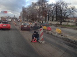 На Московском проспекте в Калининграде «Ауди» столкнула «Лексус» с дороги