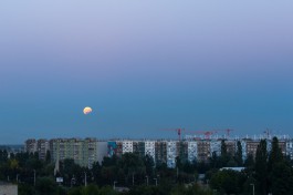 В понедельник жители Калининграда смогут увидеть полное лунное затмение