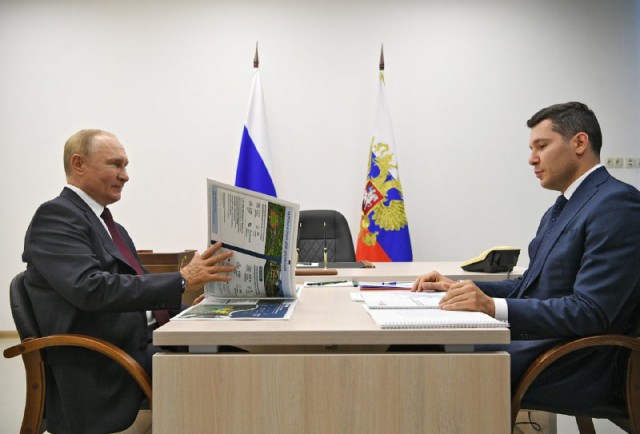 Путин пообещал сделать перевозки в Калининград удобными 