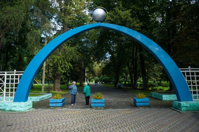 «Мрак на окраине»: как и почему пришёл в упадок Балтийский парк Калининграда (фото)