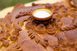 &laquo;Драники, блины и &bdquo;Городки&ldquo;&raquo;: в Ладушкине устроят праздник в честь открытия доступа к старинному дубу 