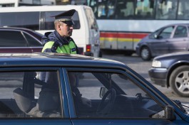 С начала года в регионе оштрафовали 547 водителей за разговоры за рулём (видео)