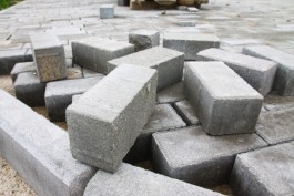 На ремонт трёх тротуаров в Калининграде выделили 22,6 млн рублей