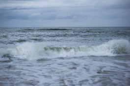 В Балтийском море ищут человека, упавшего за борт