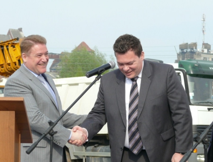 Влахович на открытии завода в Гусеве, 10 мая 2010 года