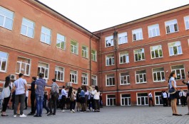 Коронавирус выявили у двух организаторов ЕГЭ в Калининградской области