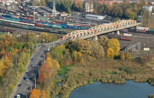 Власти пообещали ускорить ремонт моста на улице Киевской в Калининграде