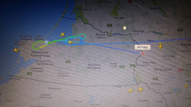 Самолёт из Москвы не смог приземлиться в «Храброво» из-за непогоды