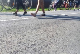 По маршруту участников велопробега в Гурьевском округе рассыпали гвозди