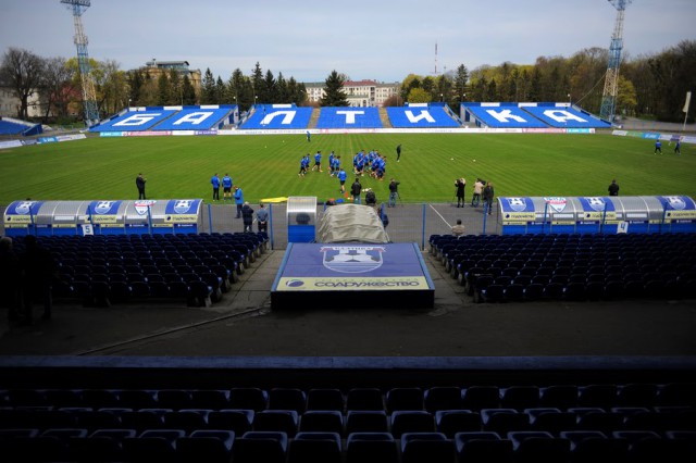 На стадионе «Балтика» в Калининграде сносят Северную трибуну под площадки для мини-футбола