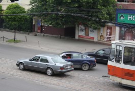 Из-за аварии на ул. Черняховского парализовано движение трамваев (фото)