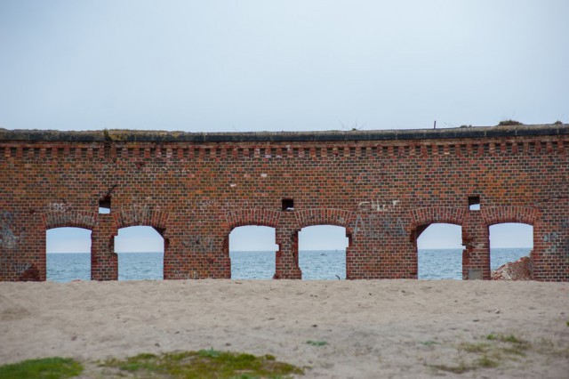 Западный форт на Балтийской косе выставили на продажу за один рубль