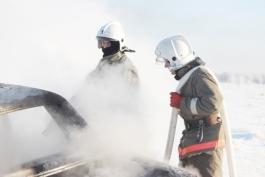 В Правдинском районе сгорел автомобиль и 500 кг зерна