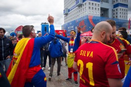 «Двойной удар»: что происходило в Калининграде в день матчей Россия — Уругвай и Испания — Марокко