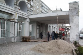 На ремонт фасада Дворца бракосочетаний в Калининграде власти выделили 670 тысяч рублей