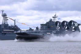 Путин по боевой тревоге поднял военных в Балтийске 