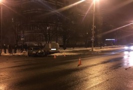 На проспекте Мира в Калининграде столкнулись «Фольксваген» и «Тойота»: двое пострадавших